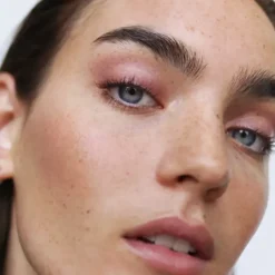 All Over Colour - DURAS - MANASI 7 - Cream Blush für Lippen-, Wangen und Augenlider