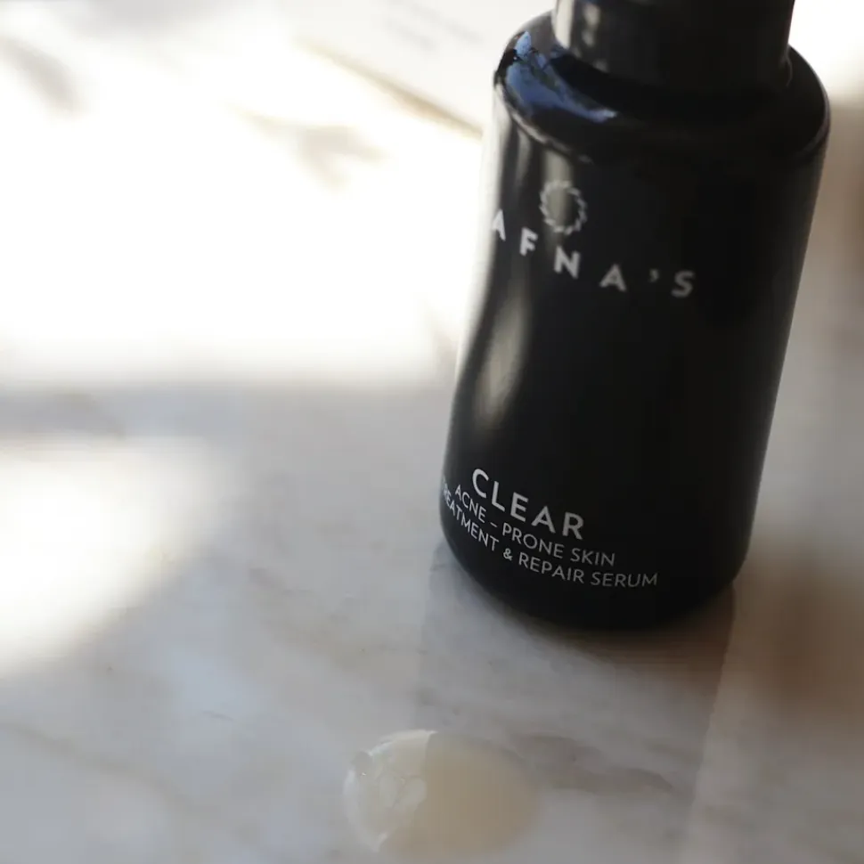 CLEAR | DAFNA'S - klärendes Gesichtsserum bei Akne