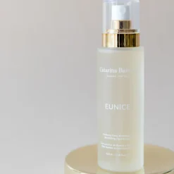 EUNICE - Feuchtigkeitsspender mit Hyaluron, Peptiden, Gotu Kola