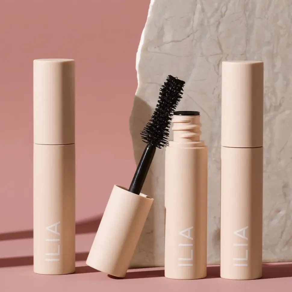 Fullest Voluminizing Mascara - ILIA - schwarze Wimperntusche