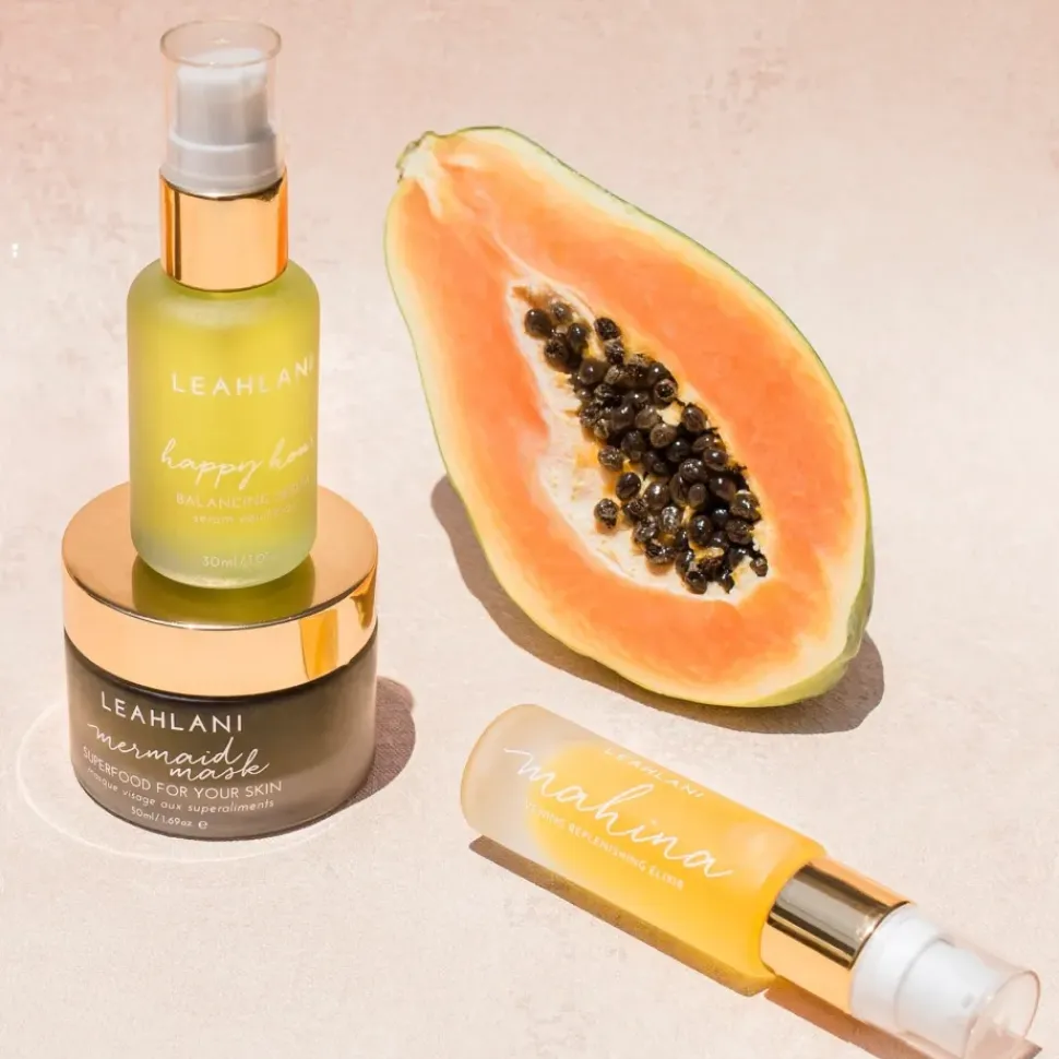 Happy Hour Balancing Serum - Serum für Mischhaut in Form eines leichten Gesichtsöls mit Jojoba- und Hagebuttenöl sowie Blue Tansy