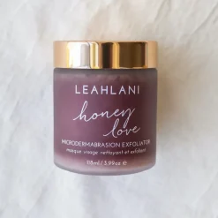 Honey Love - Sanftes Peeling aus Fruchtsäuren, entgiftender Tonerde und mineralischen Kristallen und heilendem Honig