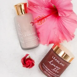 Honey Love - Sanftes Peeling aus Fruchtsäuren, entgiftender Tonerde und mineralischen Kristallen und heilendem Honig