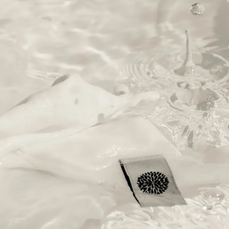 Luxury Cleansing Cloths | Wildcrafted Organics - Musselintücher