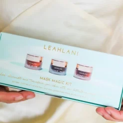 Mask Magic Kit - LEAHLANIs beliebte Masken plus Peeling im kleinen Format