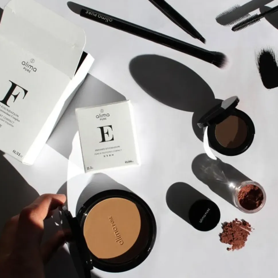 Pressed Foundation - gepresste Puderfoundation mit Hagebutten-Antioxidanz-Komplex